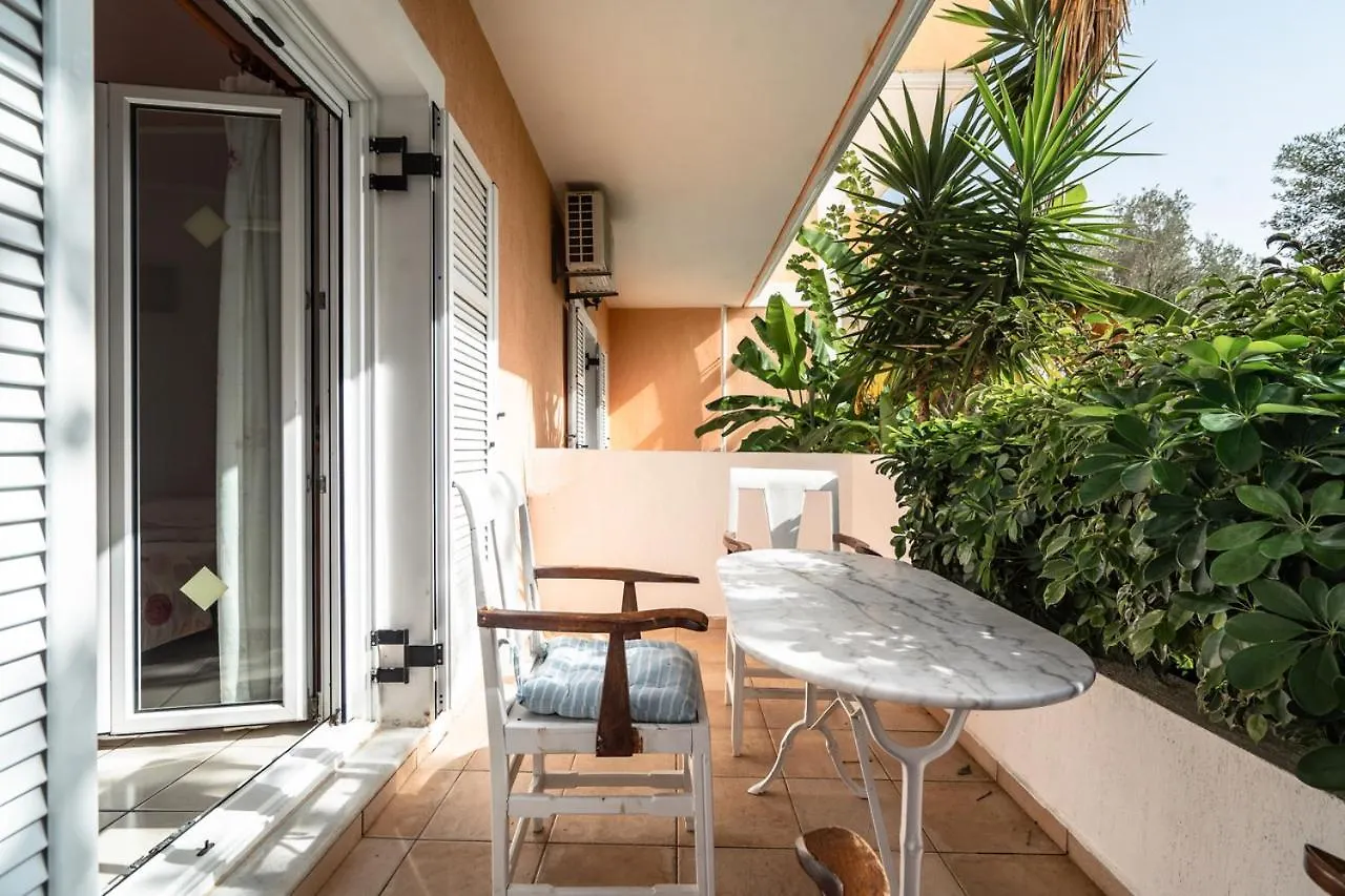 Helena Inn Svoronata Greece